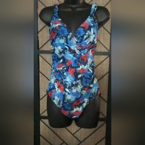Nwot Swimwear New